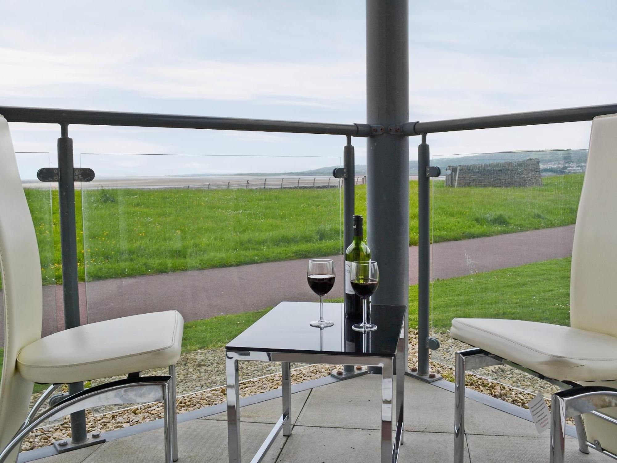 Villa Waters Edge Llanelli Exterior foto